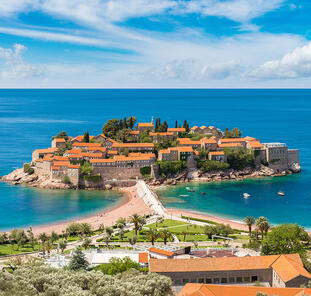 Montenegro ─ grüne Berge, tiefe Seen und Meer
